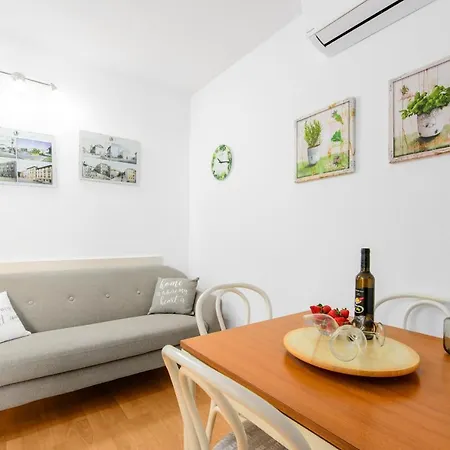 Apartment Felix Porec