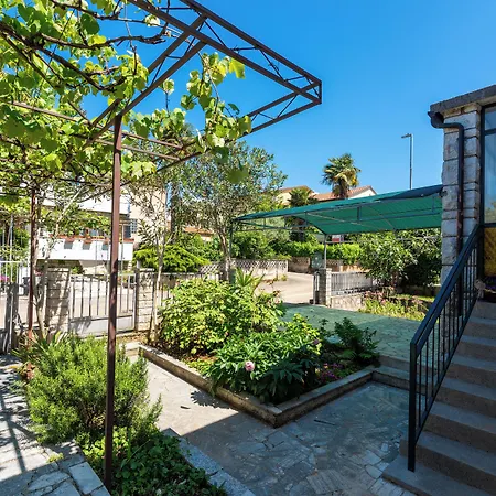 Felix Apartment Porec